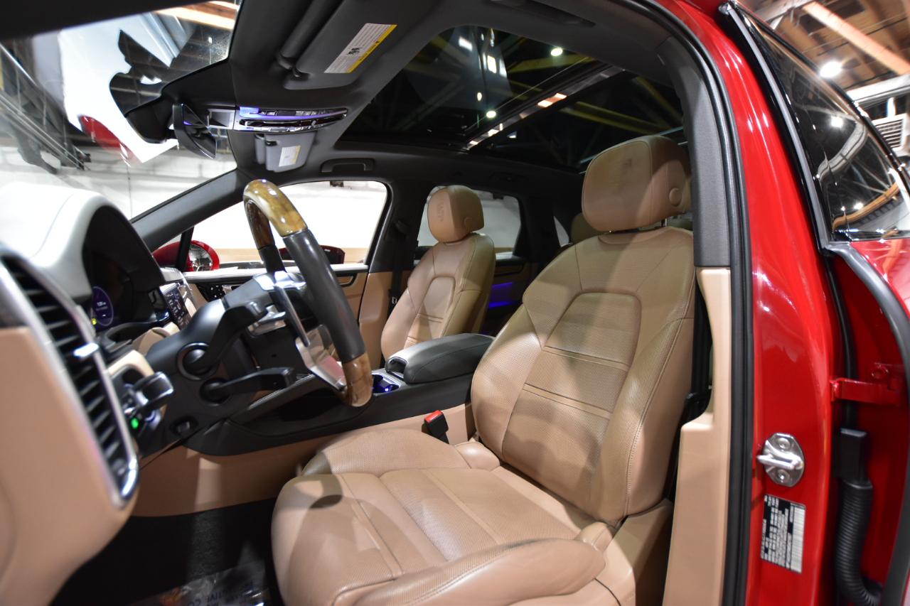 Porsche Cayenne AWD 2021