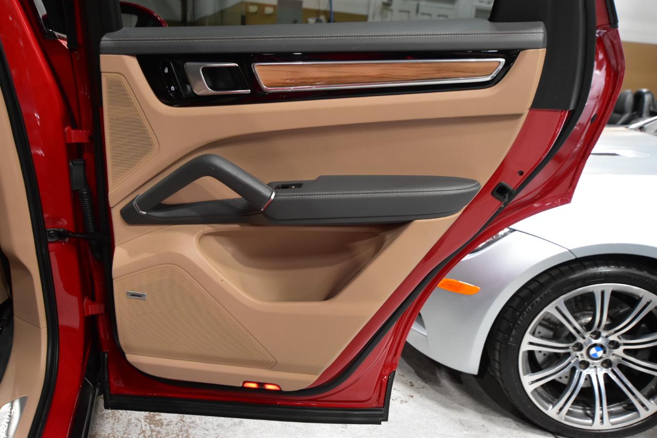 Porsche Cayenne AWD 2021