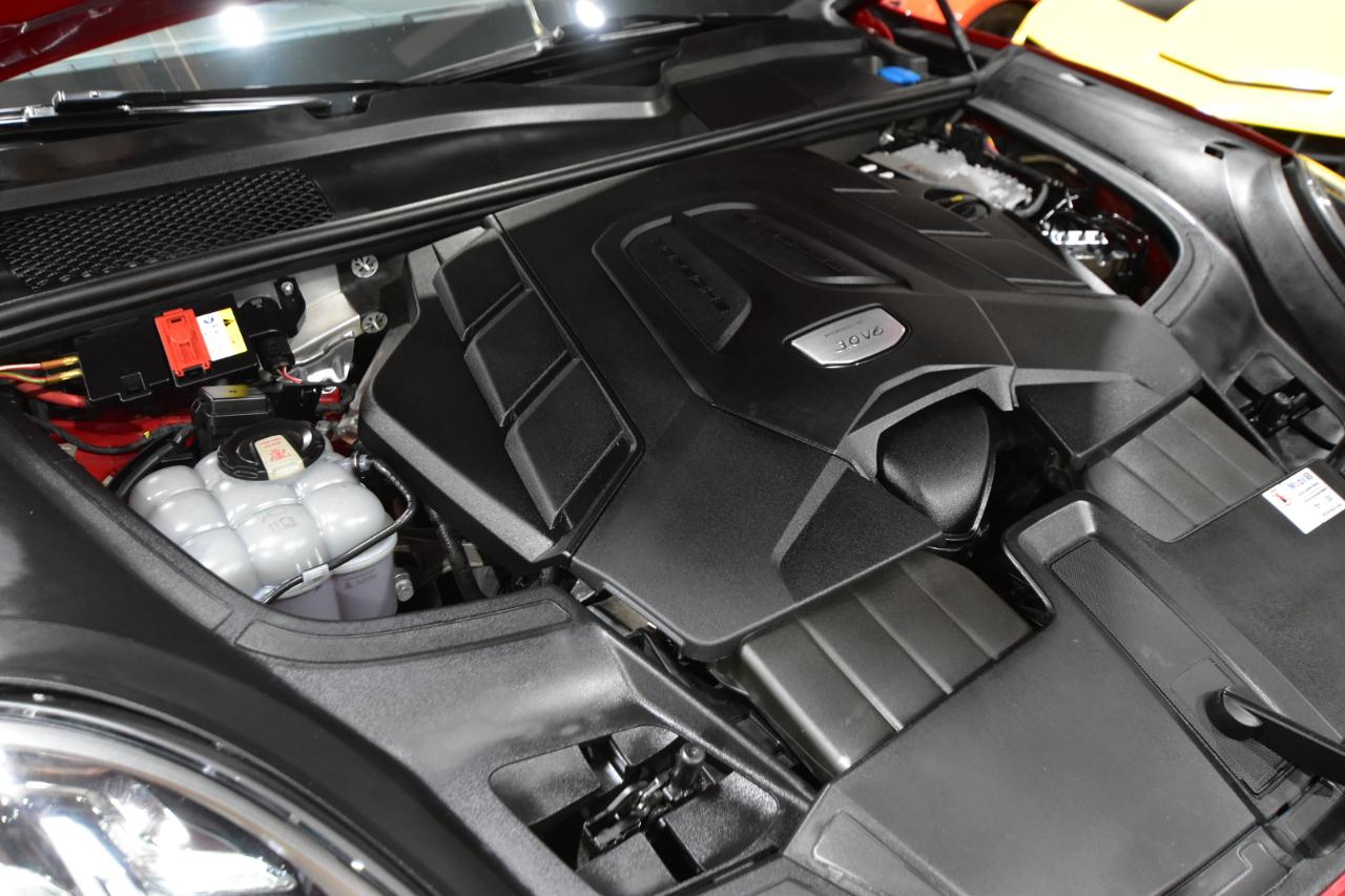 Porsche Cayenne AWD 2021