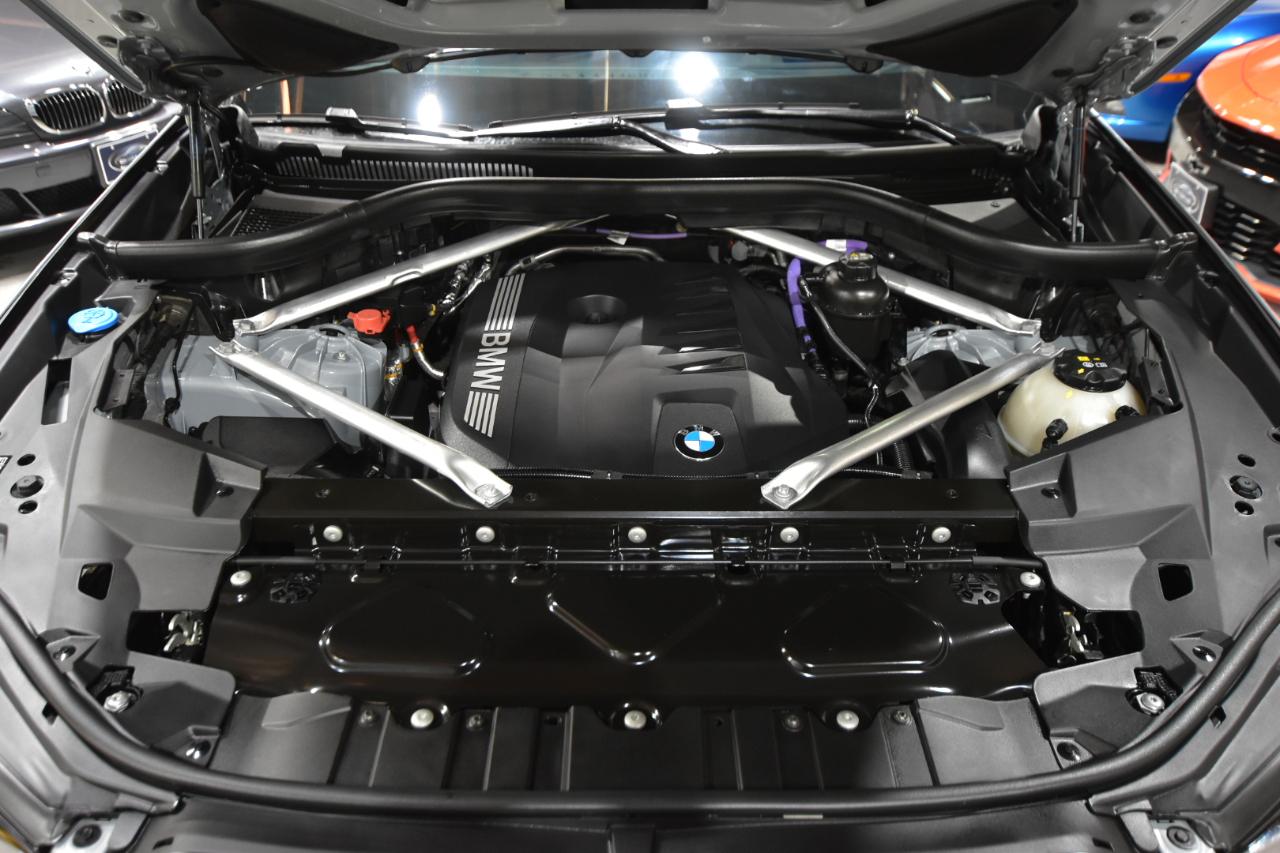 BMW X5 xDrive40i Sports Activity Vehicle 2024
