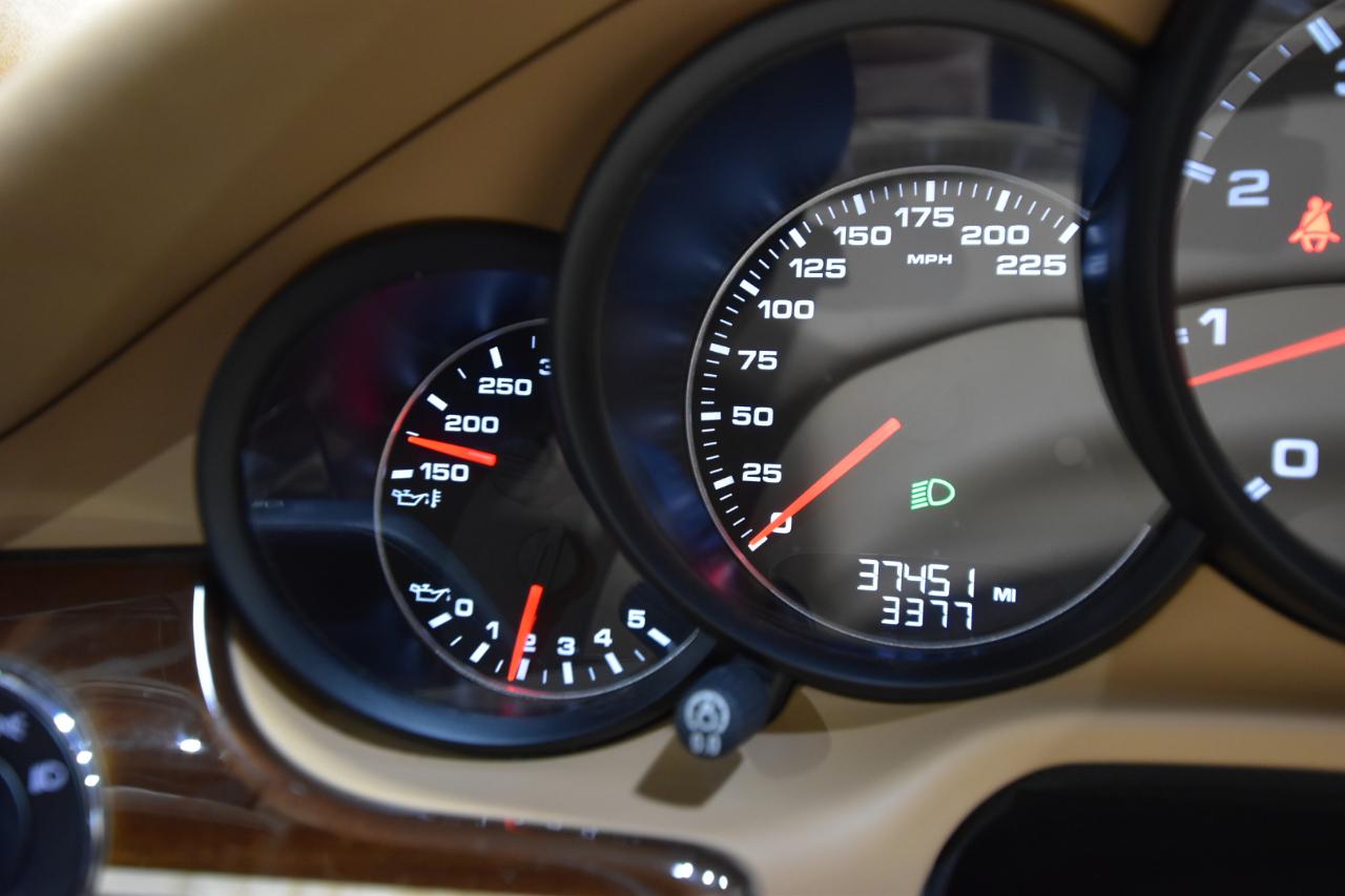 Porsche Panamera 4dr HB Turbo 2010