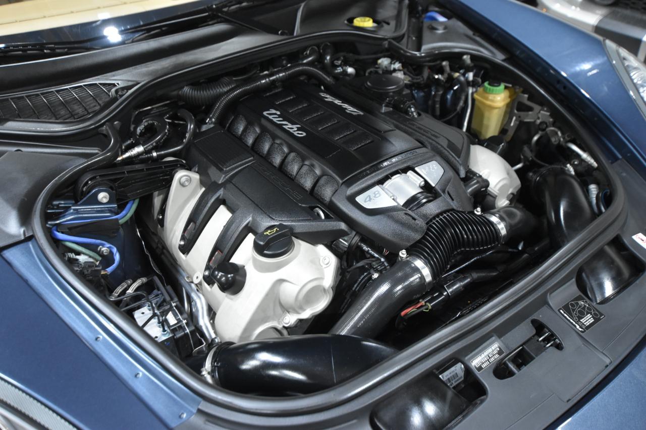 Porsche Panamera 4dr HB Turbo 2010