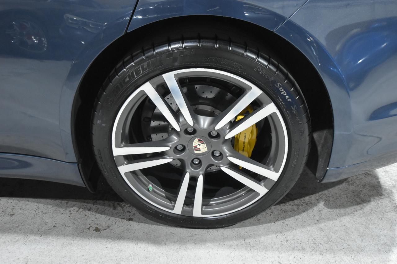 Porsche Panamera 4dr HB Turbo 2010