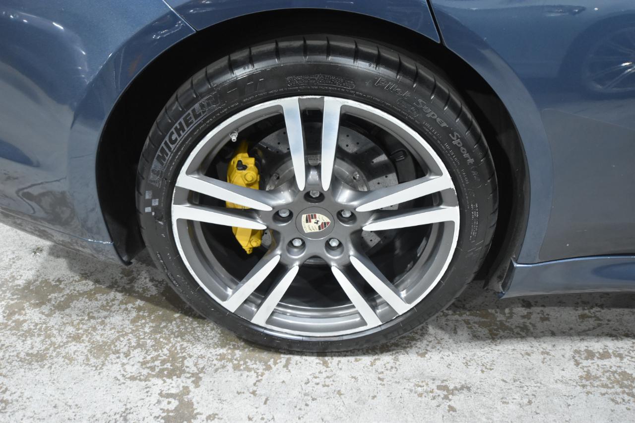 Porsche Panamera 4dr HB Turbo 2010