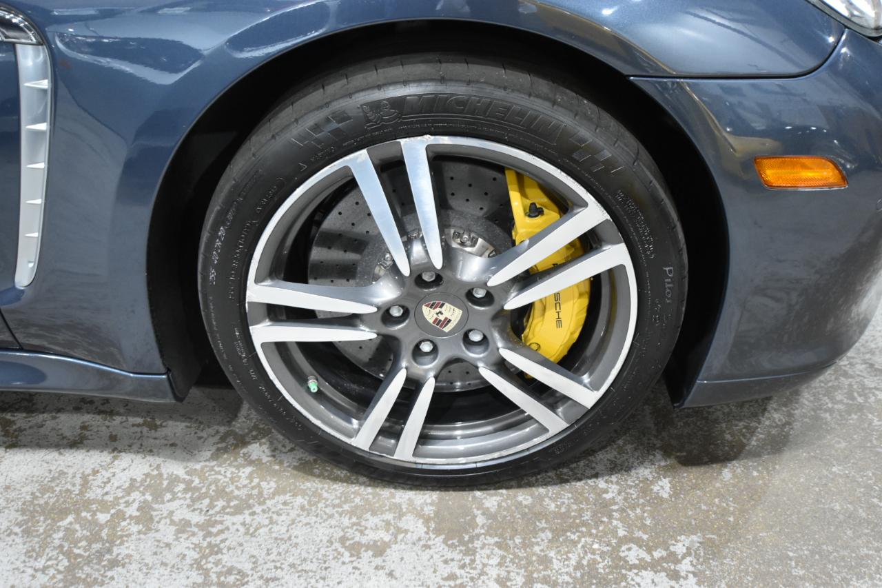 Porsche Panamera 4dr HB Turbo 2010