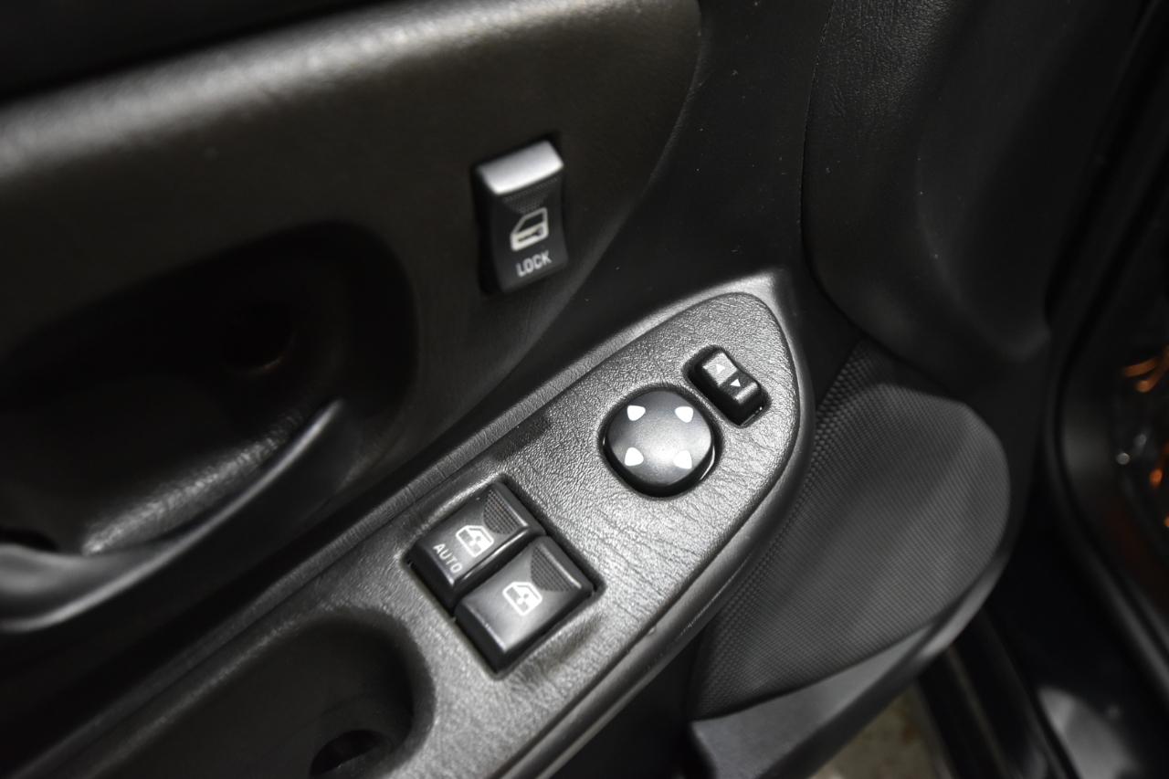 Chevrolet Monte Carlo 2dr Cpe SS 2001