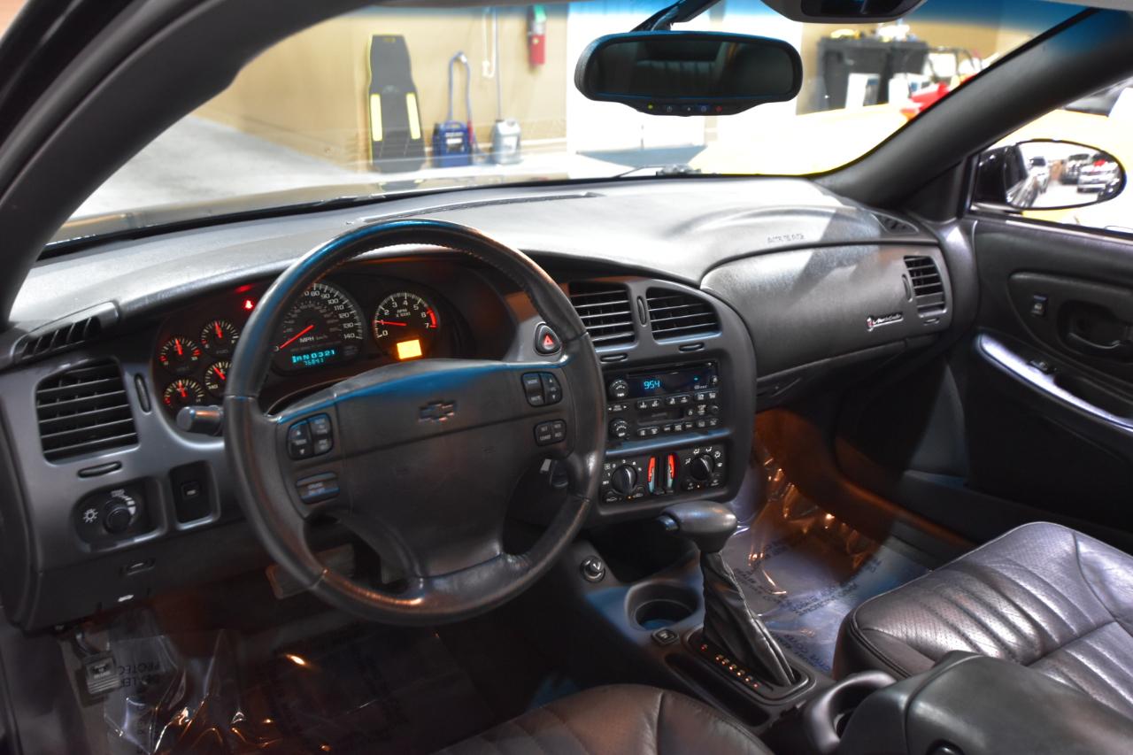 Chevrolet Monte Carlo 2dr Cpe SS 2001