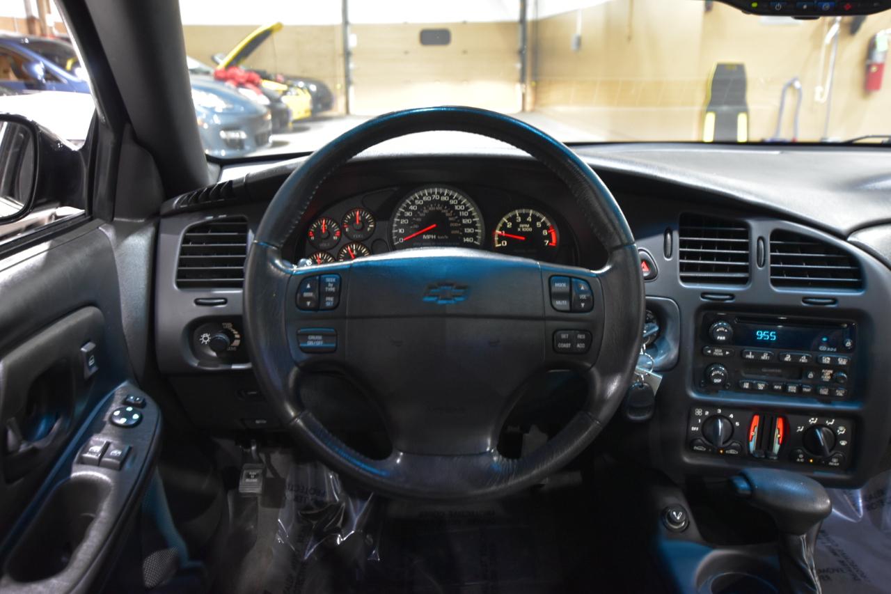 Chevrolet Monte Carlo 2dr Cpe SS 2001