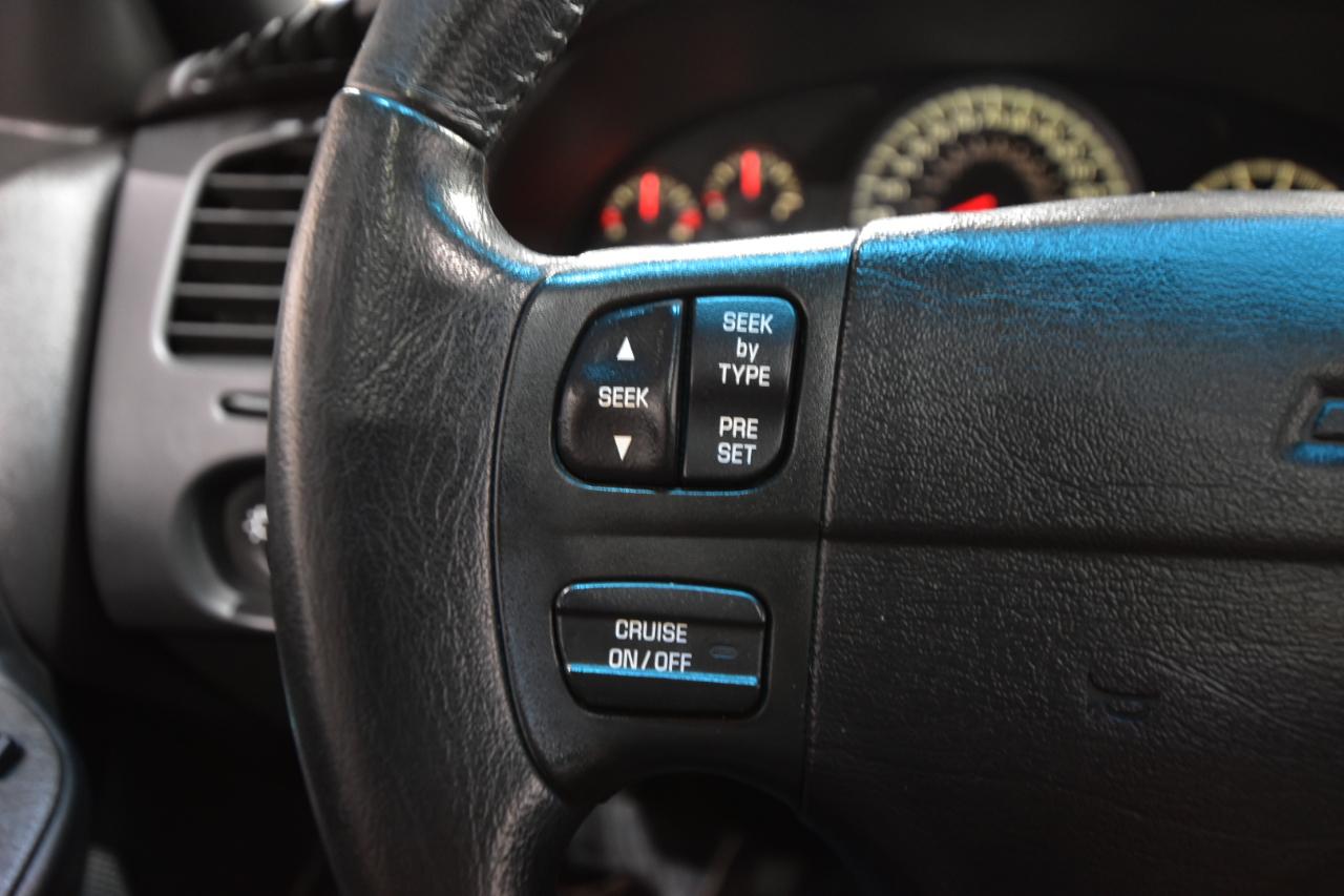 Chevrolet Monte Carlo 2dr Cpe SS 2001