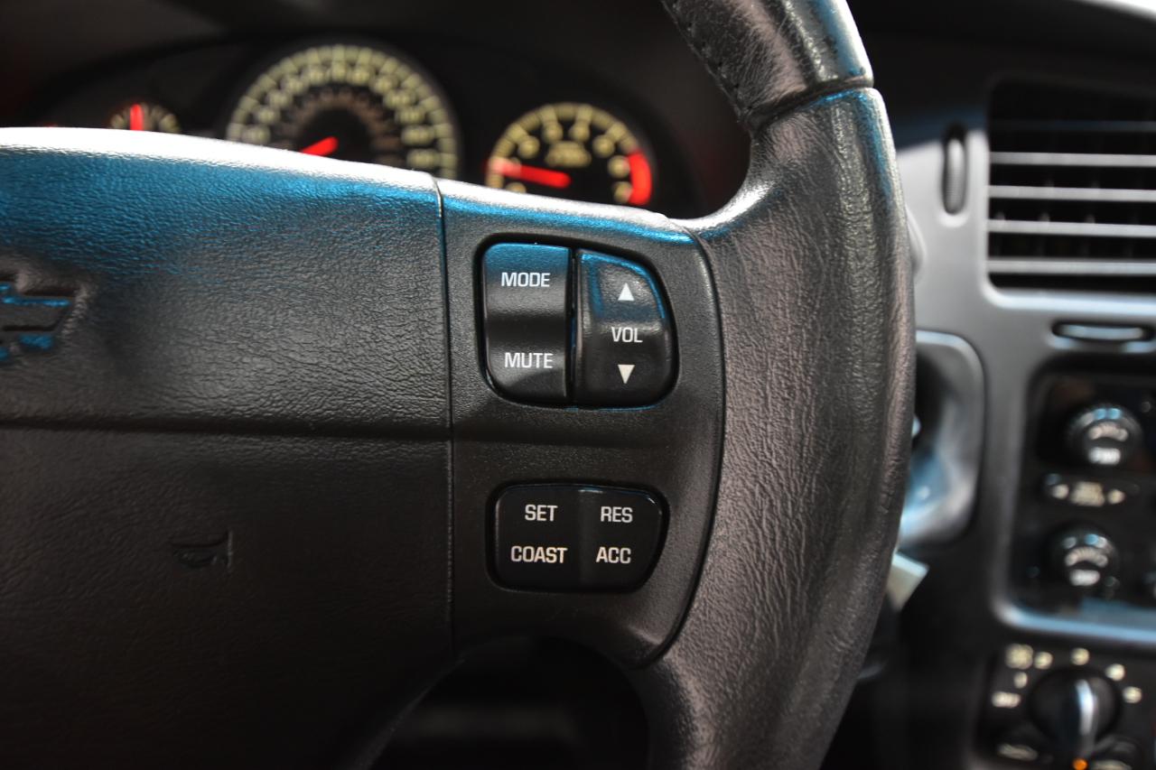 Chevrolet Monte Carlo 2dr Cpe SS 2001