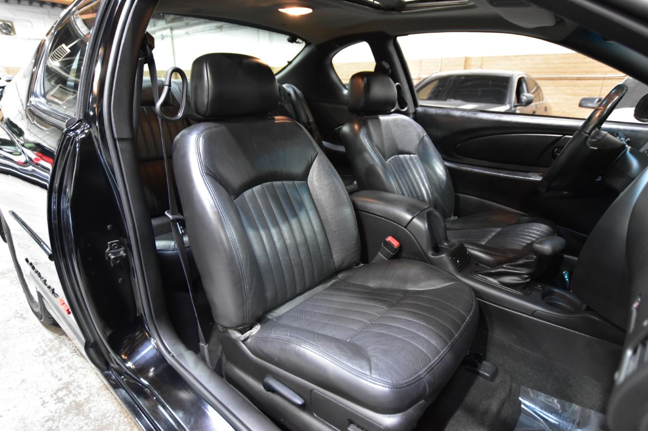 Chevrolet Monte Carlo 2dr Cpe SS 2001