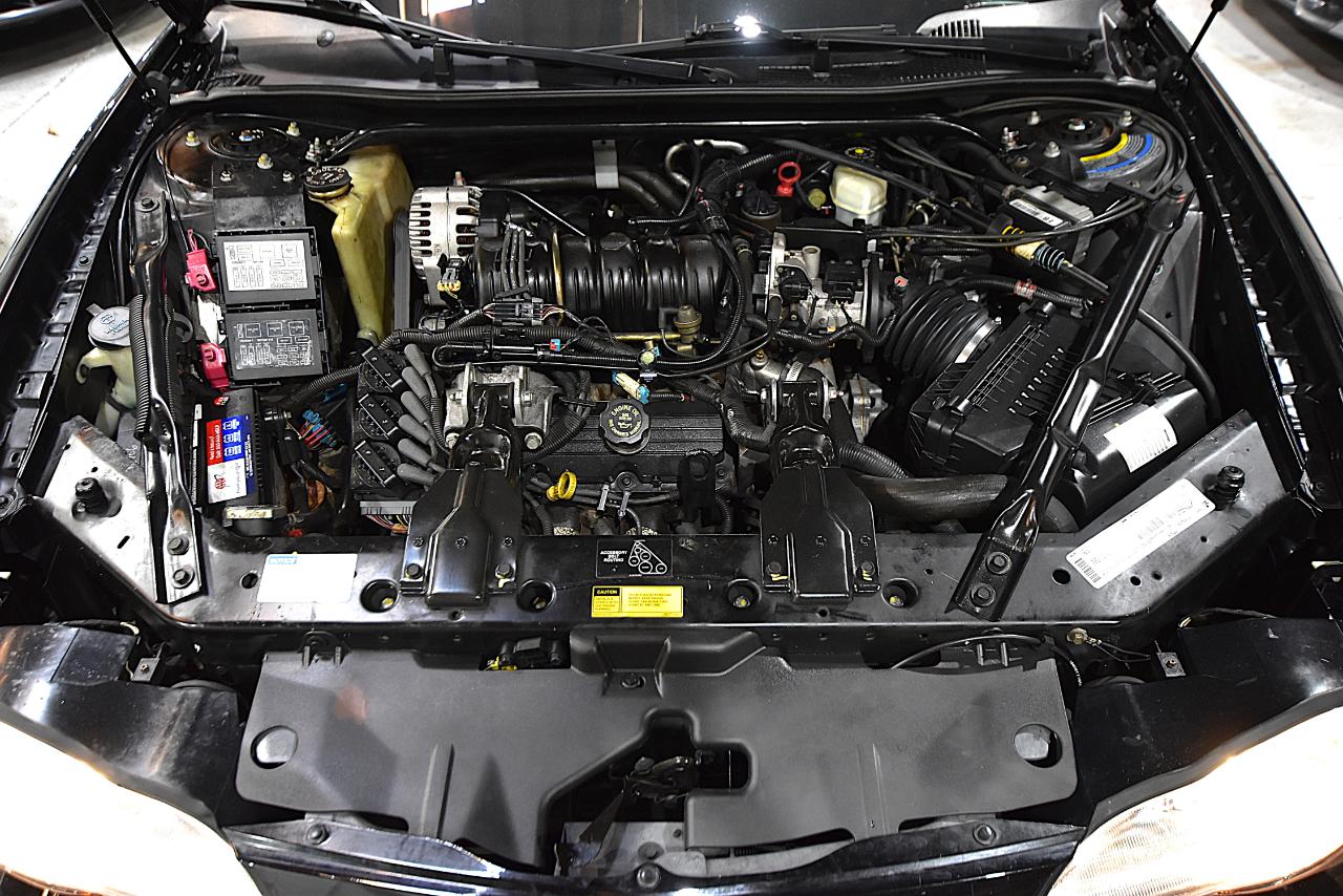 Chevrolet Monte Carlo 2dr Cpe SS 2001