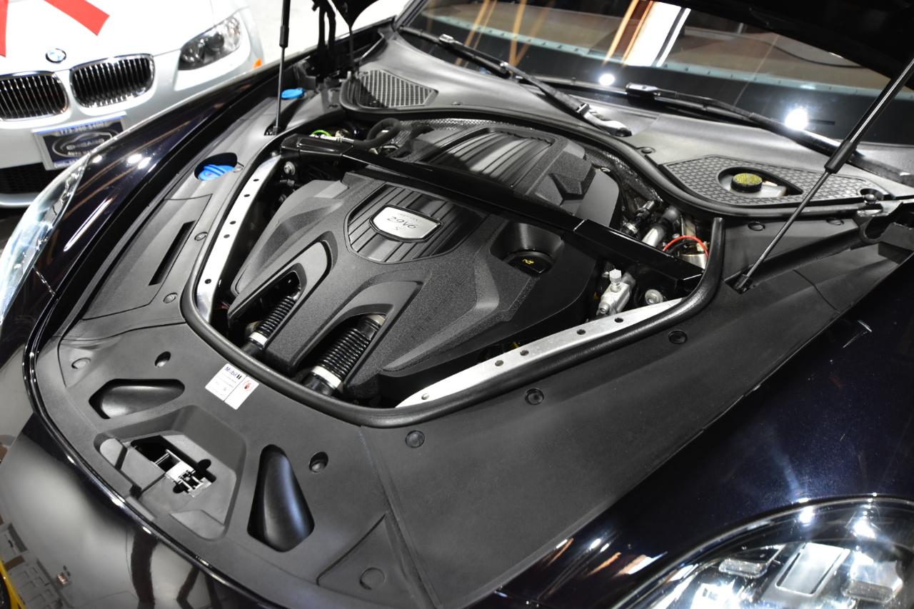 Porsche Panamera 4S AWD 2018