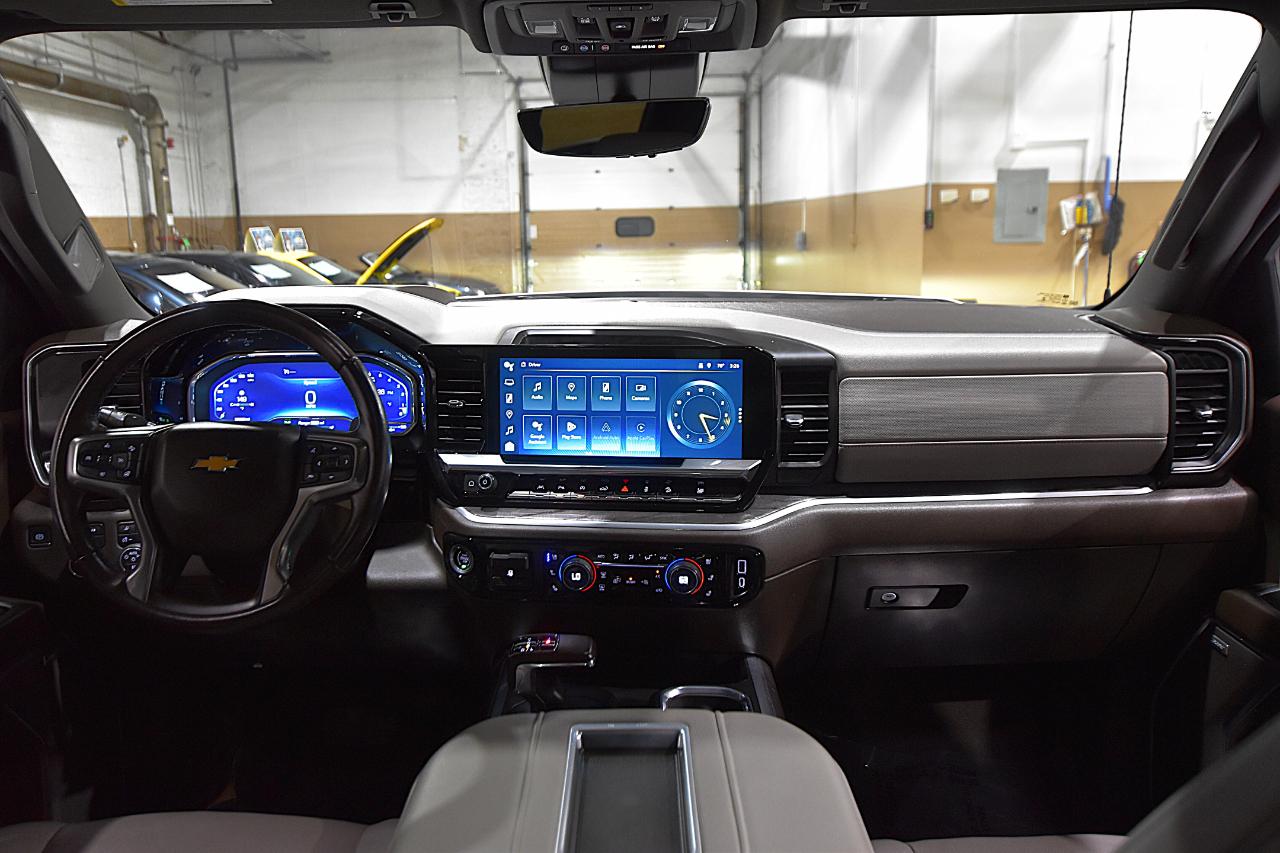 Chevrolet Silverado 1500 4WD Crew Cab 147" LTZ 2022