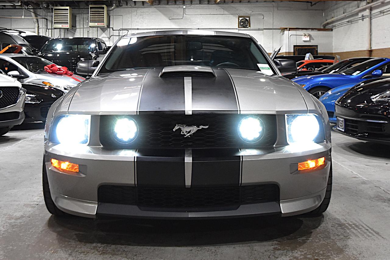 Ford Mustang  2009