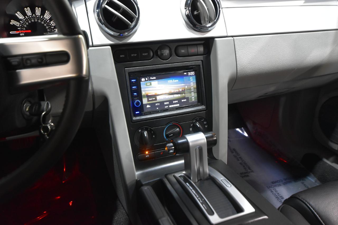 Ford Mustang  2009