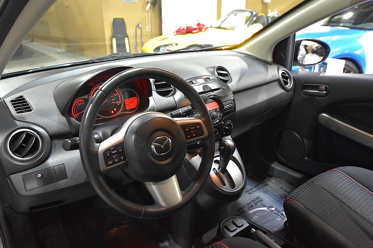 Mazda MAZDA2 4dr HB Auto Touring 2011