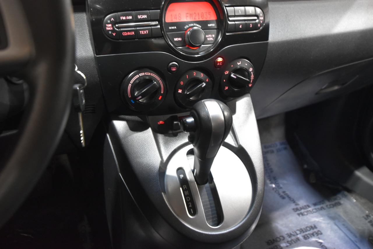 Mazda MAZDA2 4dr HB Auto Touring 2011