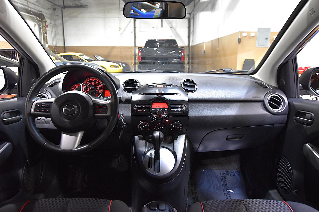 Mazda MAZDA2 4dr HB Auto Touring 2011