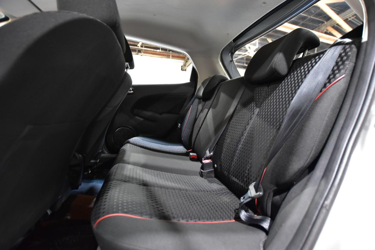 Mazda MAZDA2 4dr HB Auto Touring 2011