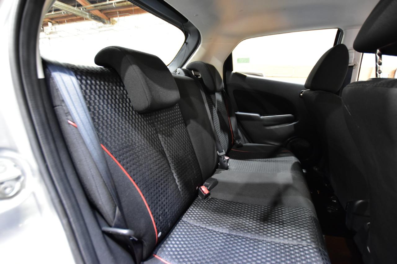 Mazda MAZDA2 4dr HB Auto Touring 2011