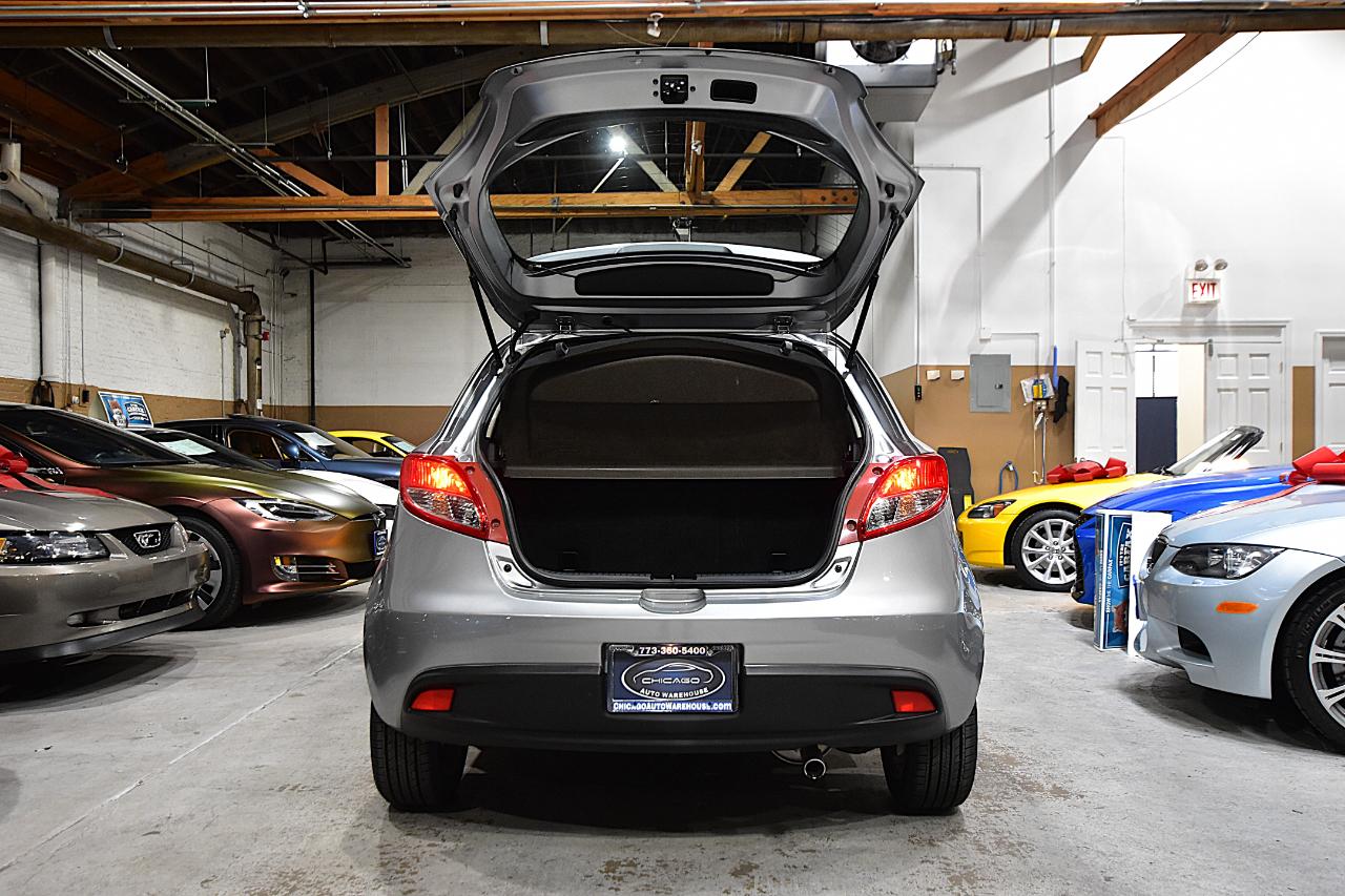 Mazda MAZDA2 4dr HB Auto Touring 2011