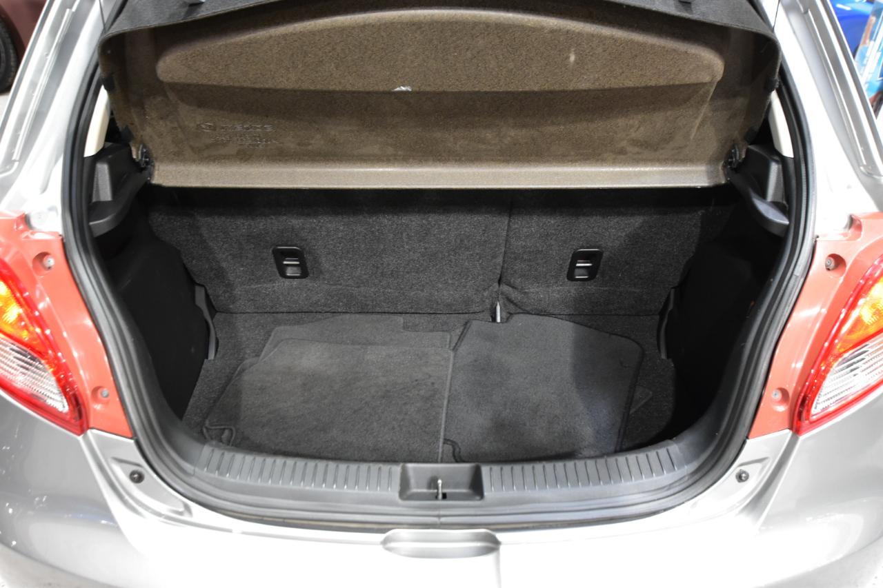 Mazda MAZDA2 4dr HB Auto Touring 2011