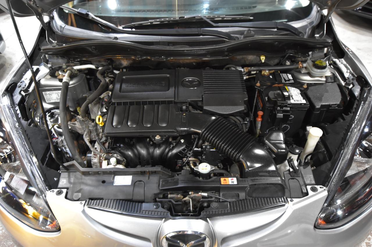 Mazda MAZDA2 4dr HB Auto Touring 2011