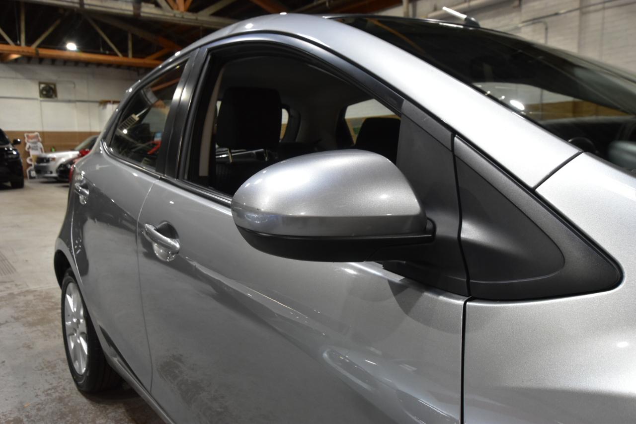 Mazda MAZDA2 4dr HB Auto Touring 2011
