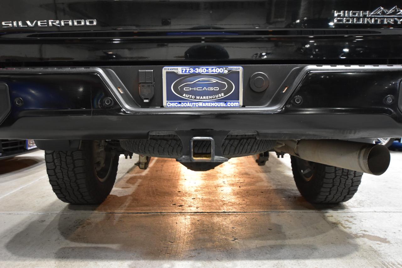 Chevrolet Silverado 3500HD 4WD Crew Cab 159" High Country 2023