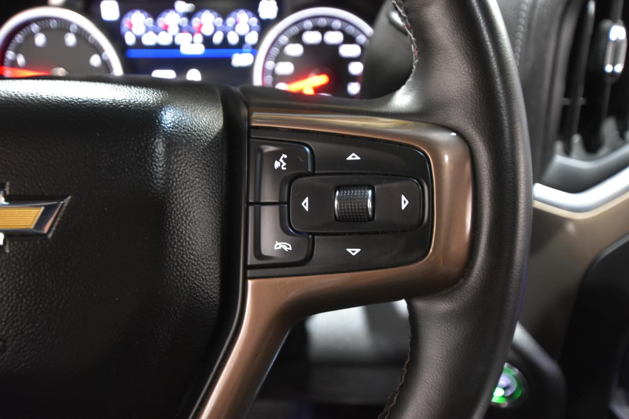 Chevrolet Silverado 3500HD 4WD Crew Cab 159" High Country 2023