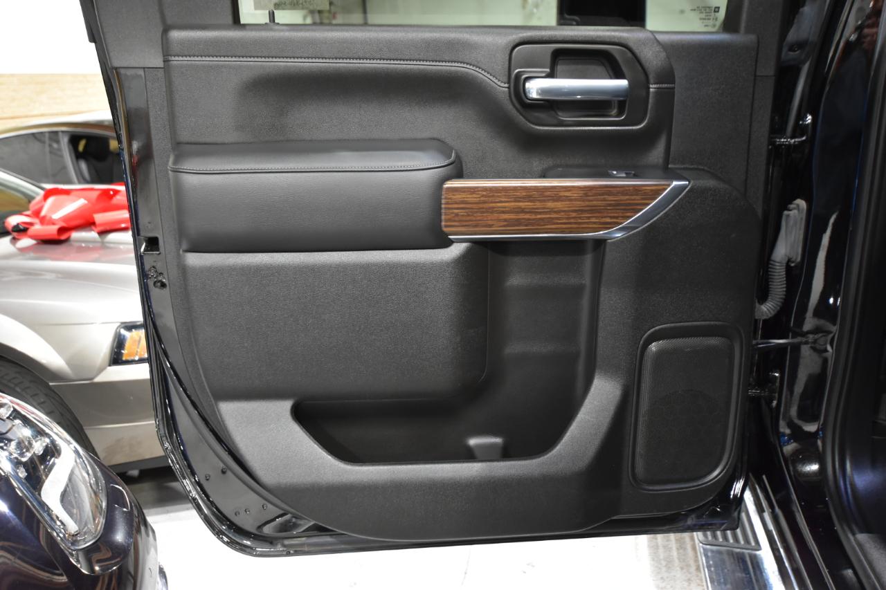 Chevrolet Silverado 3500HD 4WD Crew Cab 159" High Country 2023