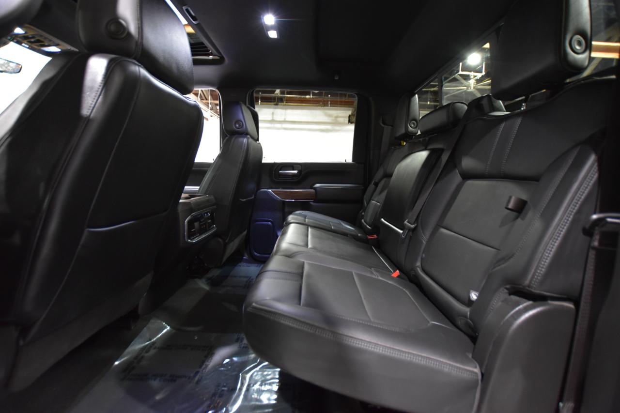 Chevrolet Silverado 3500HD 4WD Crew Cab 159" High Country 2023