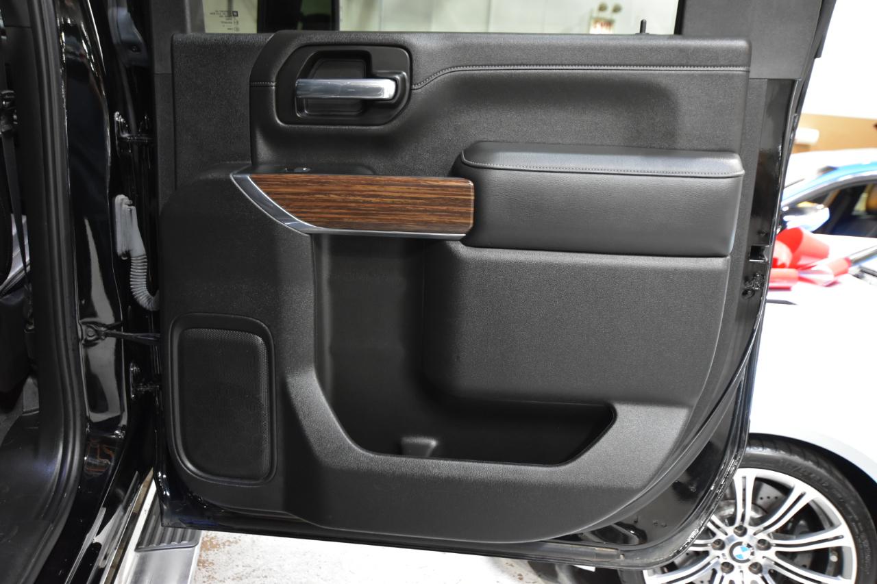 Chevrolet Silverado 3500HD 4WD Crew Cab 159" High Country 2023