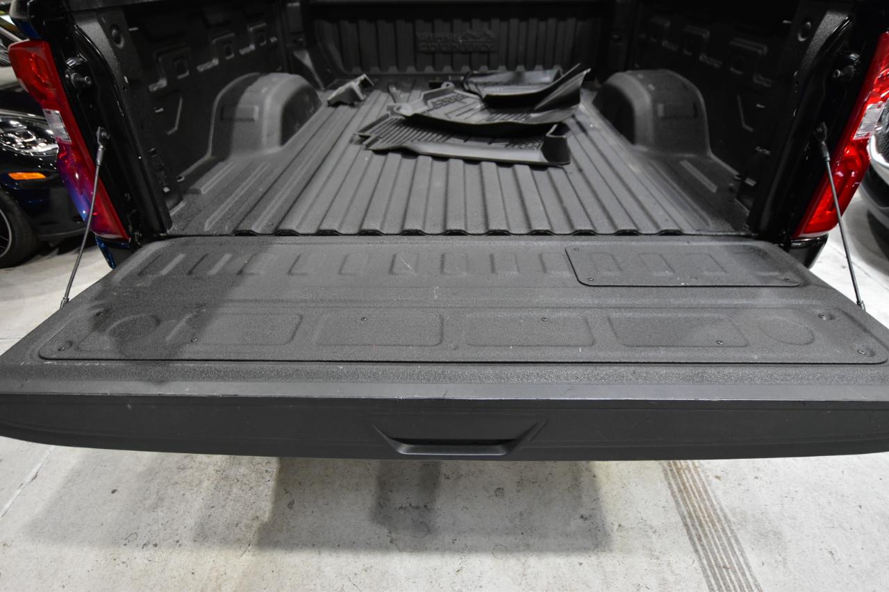 Chevrolet Silverado 3500HD 4WD Crew Cab 159" High Country 2023