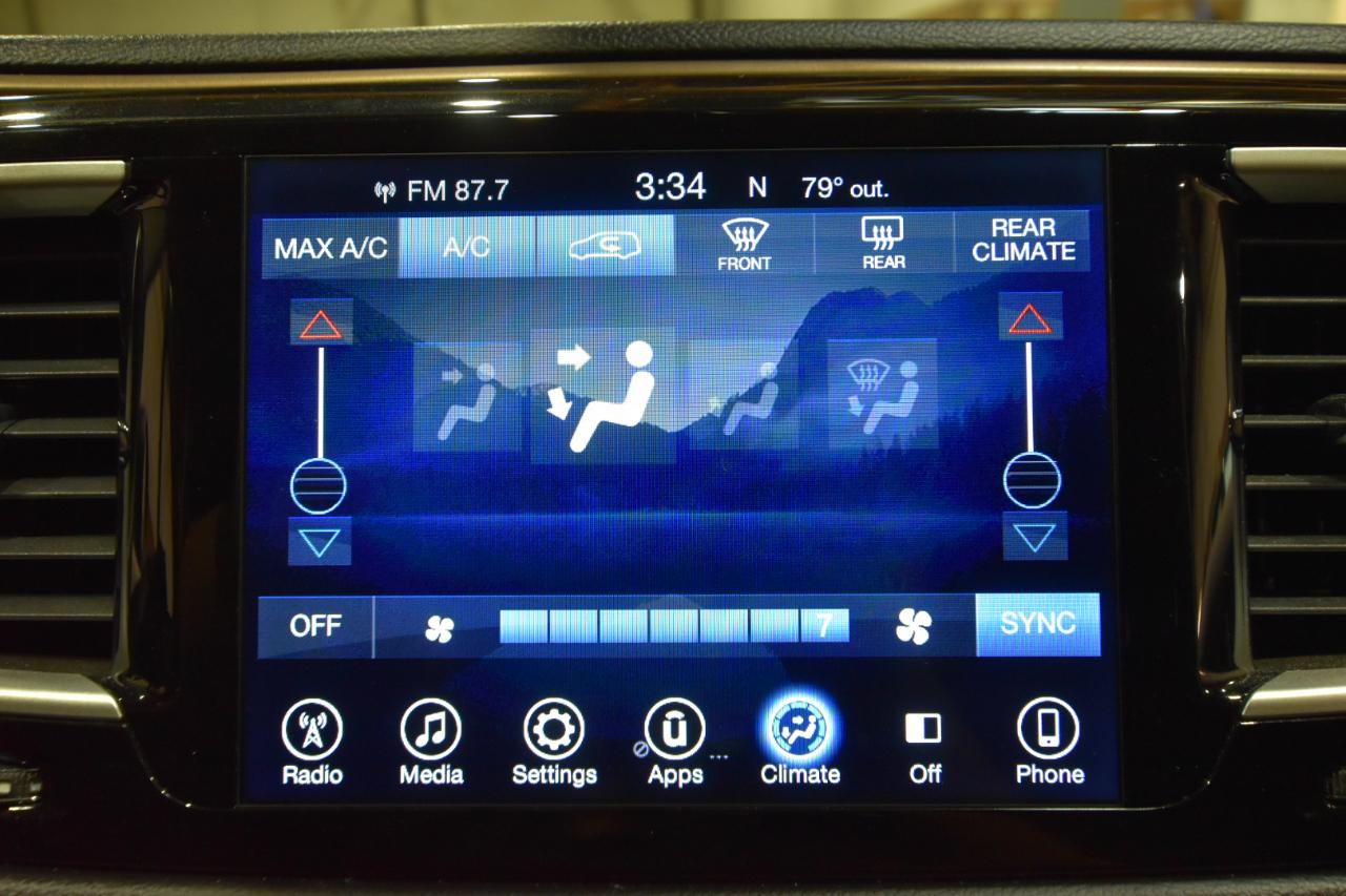 Chrysler Pacifica Touring FWD 2017