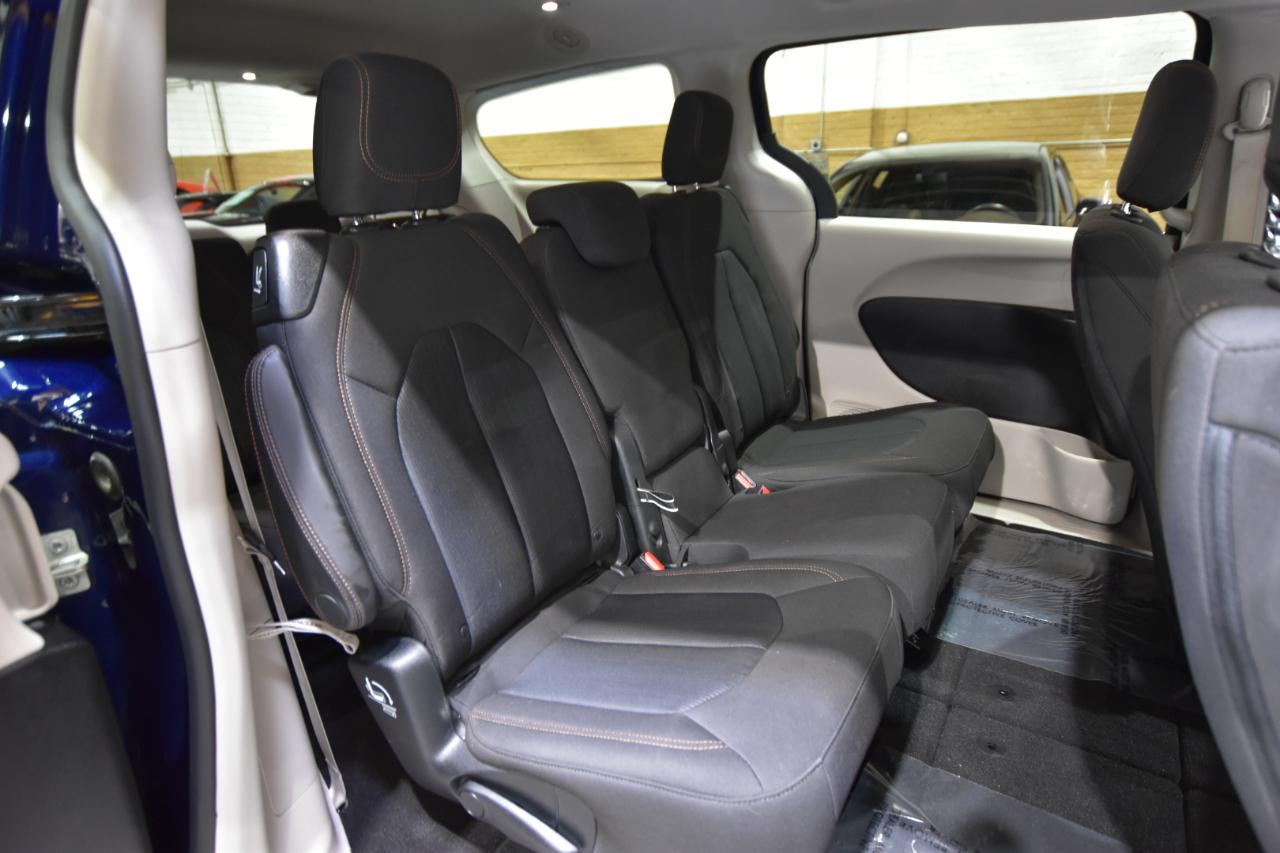 Chrysler Pacifica Touring FWD 2017