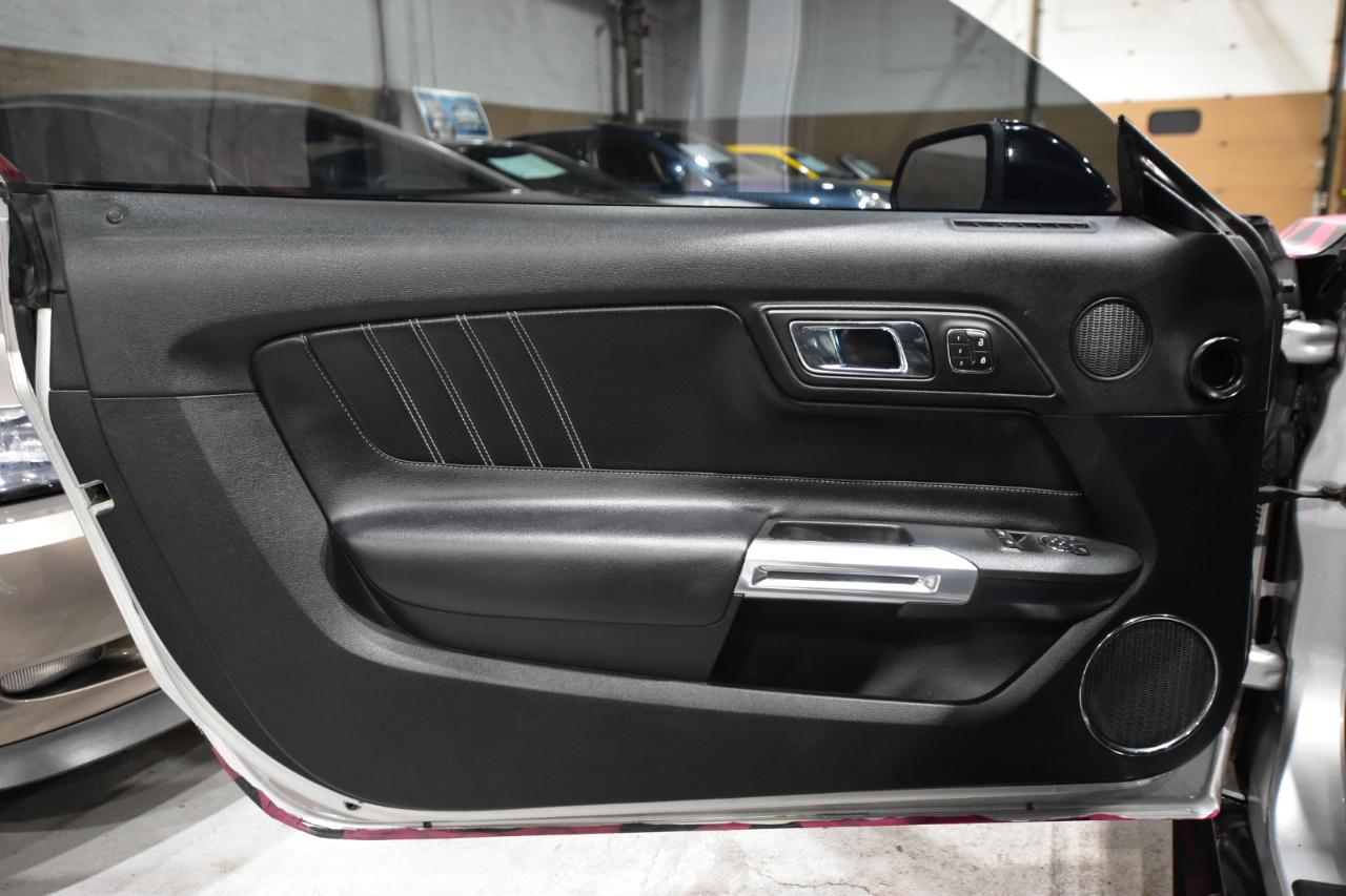 Ford Mustang 2dr Fastback GT Premium 2015