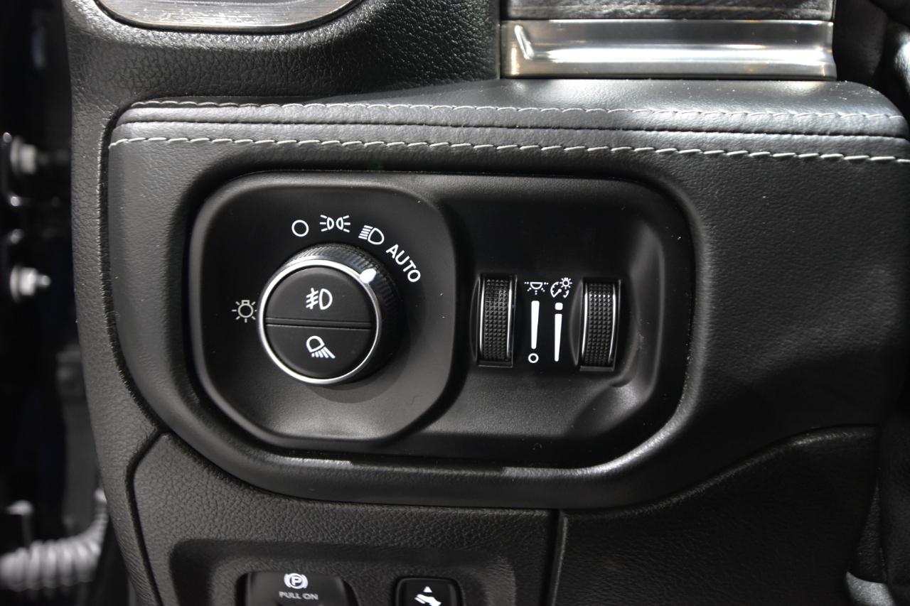 RAM 1500 Limited 4x4 Crew Cab 5'7" Box 2019