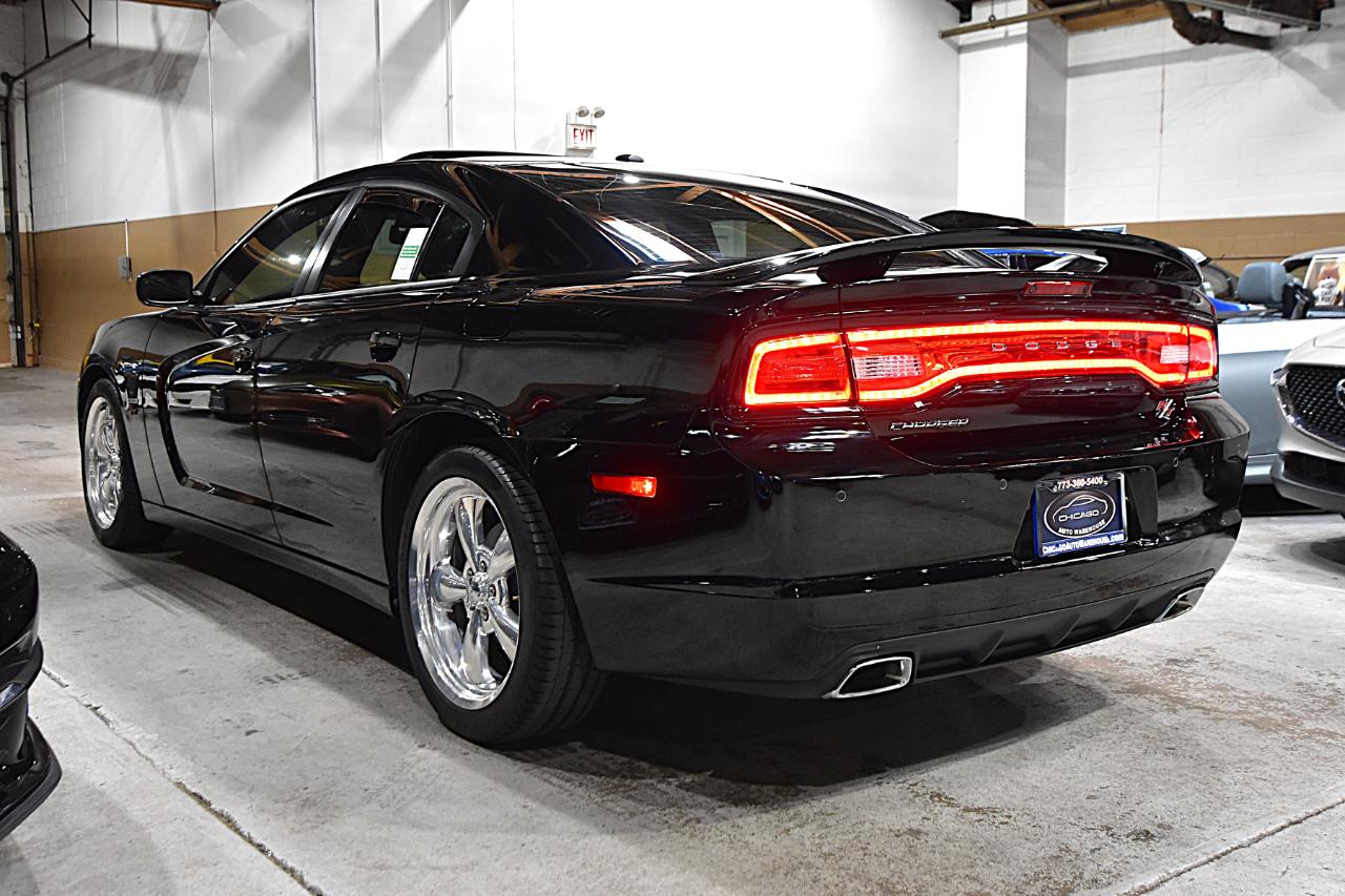 Dodge Charger 4dr Sdn Road/Track RWD 2013