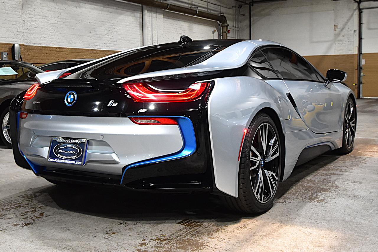 BMW i8 2dr Cpe 2016