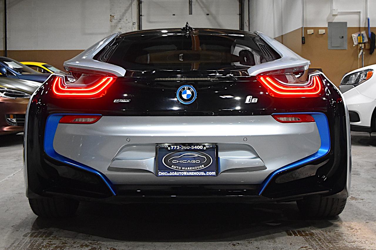 BMW i8 2dr Cpe 2016