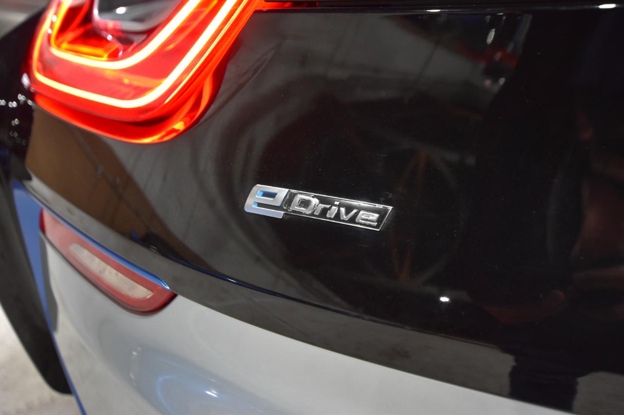 BMW i8 2dr Cpe 2016
