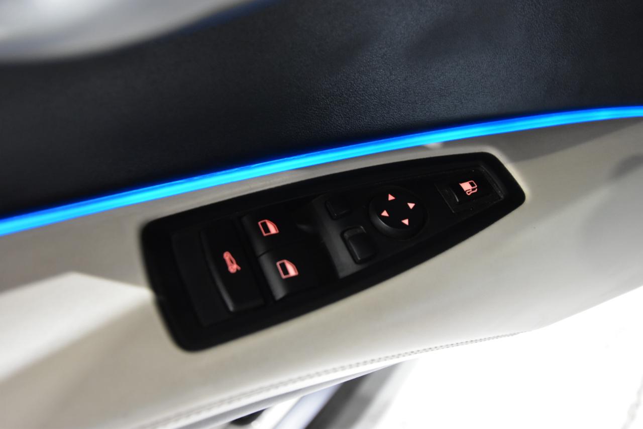 BMW i8 2dr Cpe 2016