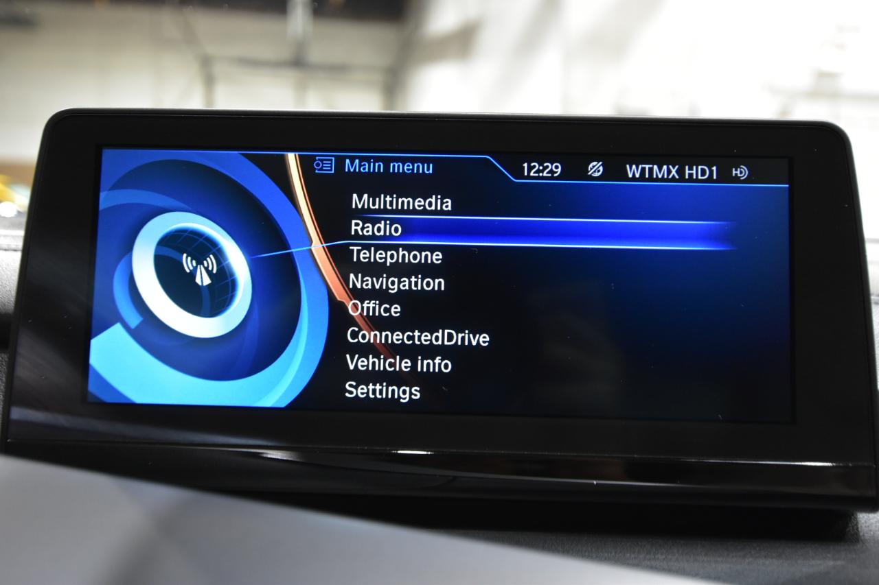BMW i8 2dr Cpe 2016