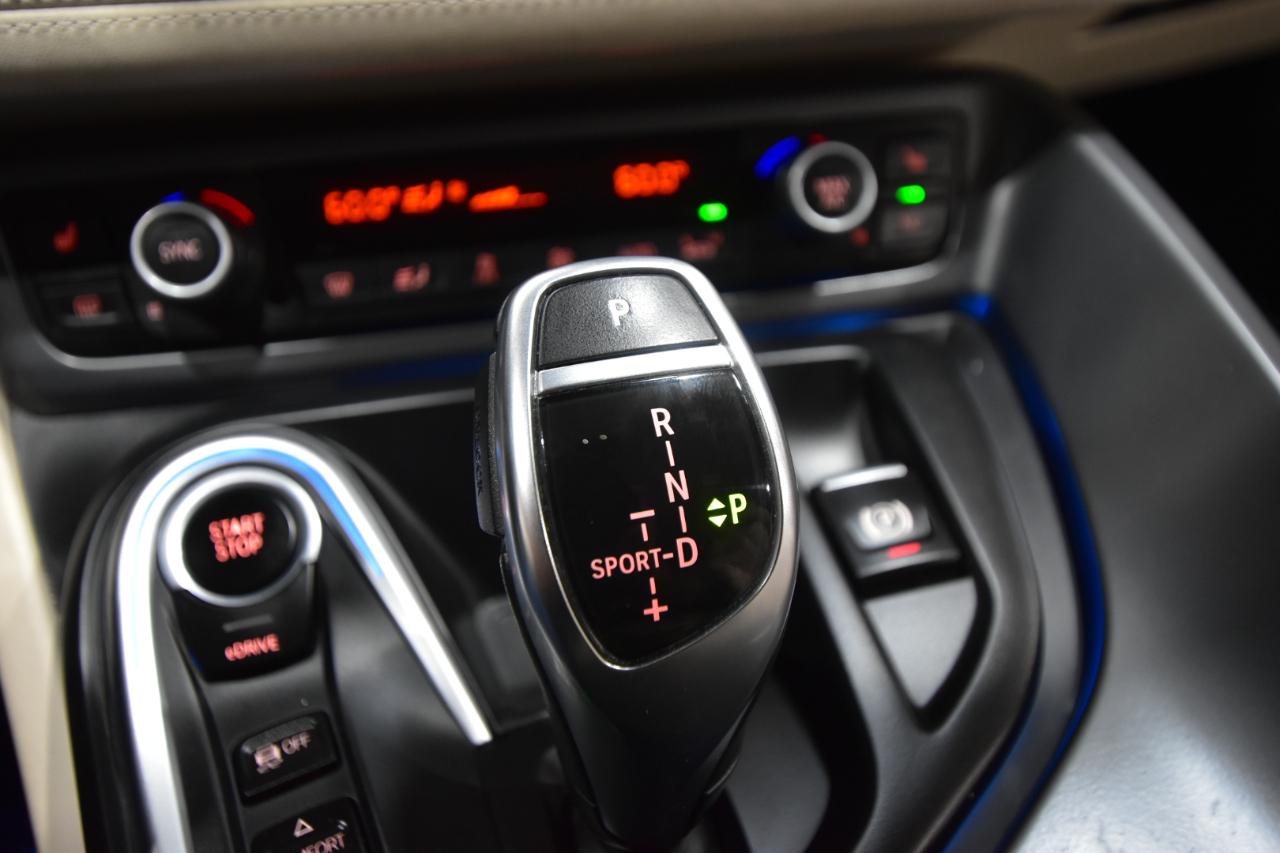 BMW i8 2dr Cpe 2016
