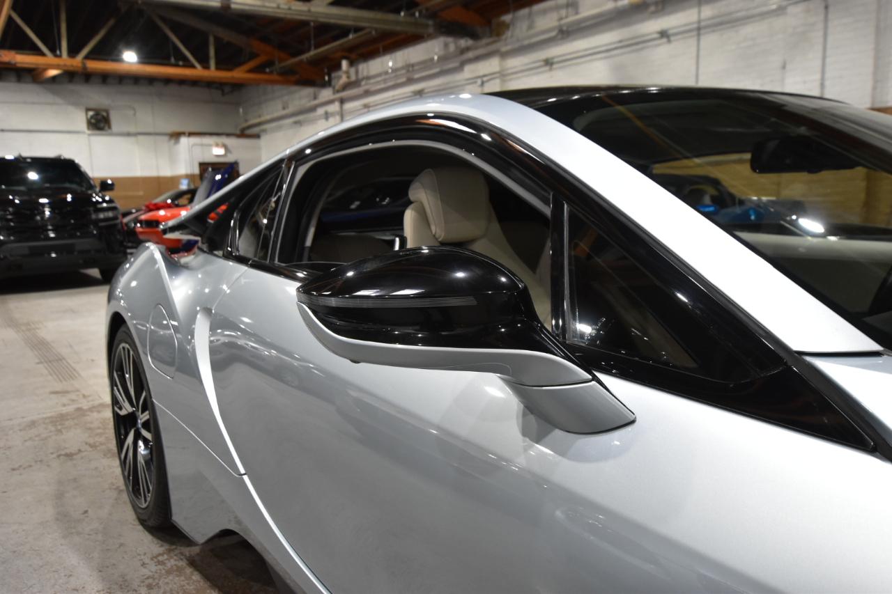 BMW i8 2dr Cpe 2016