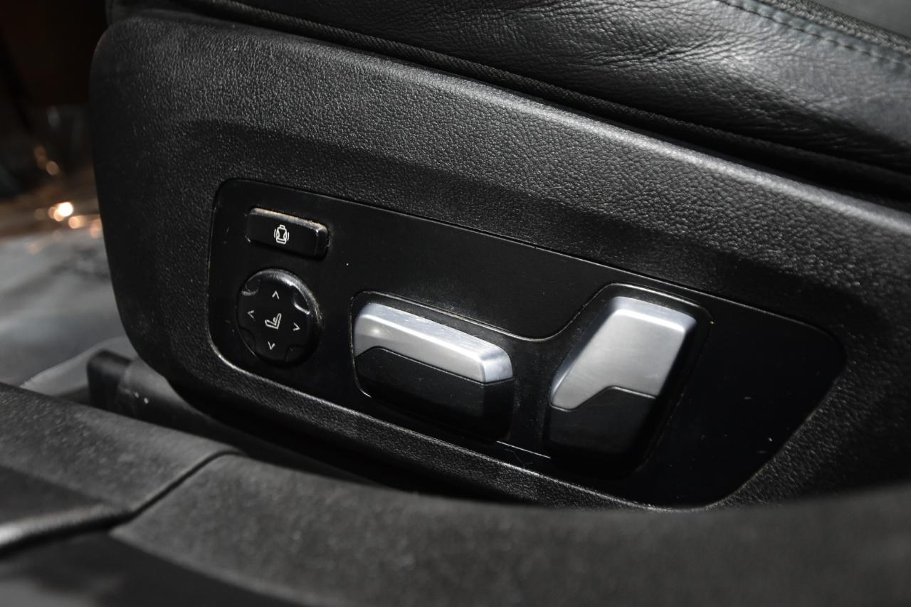 BMW 3 Series 330i Sedan North America 2021