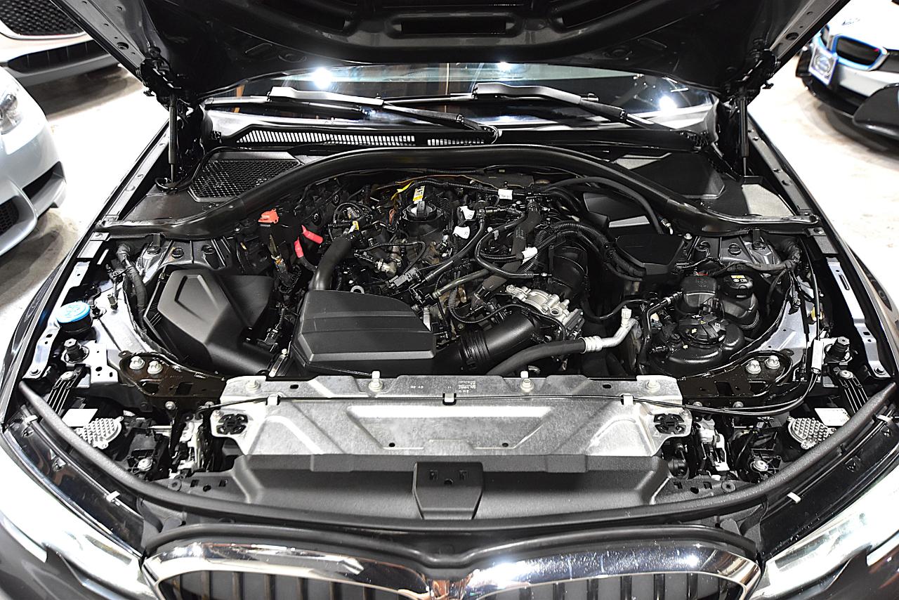 BMW 3 Series 330i Sedan North America 2021