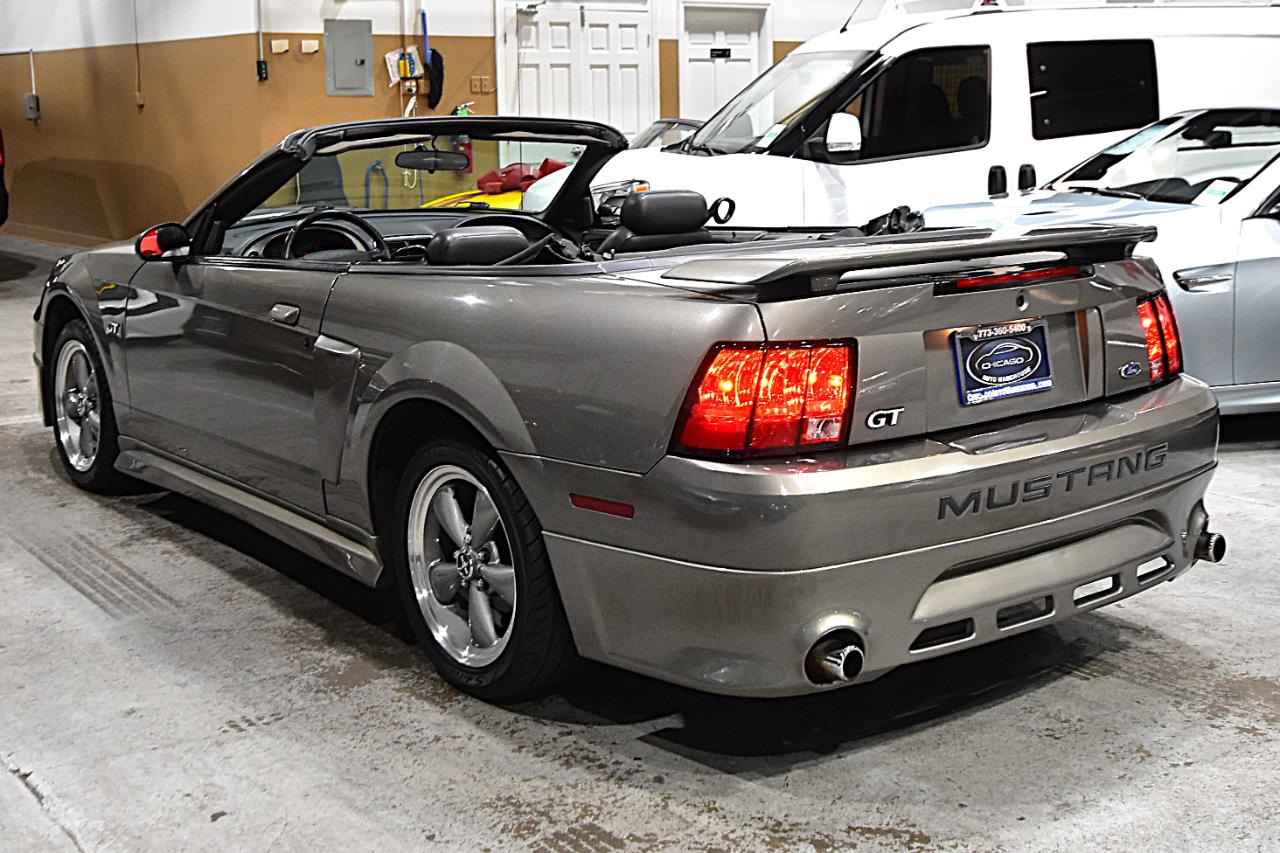 Ford Mustang 2dr Convertible GT Deluxe 2002